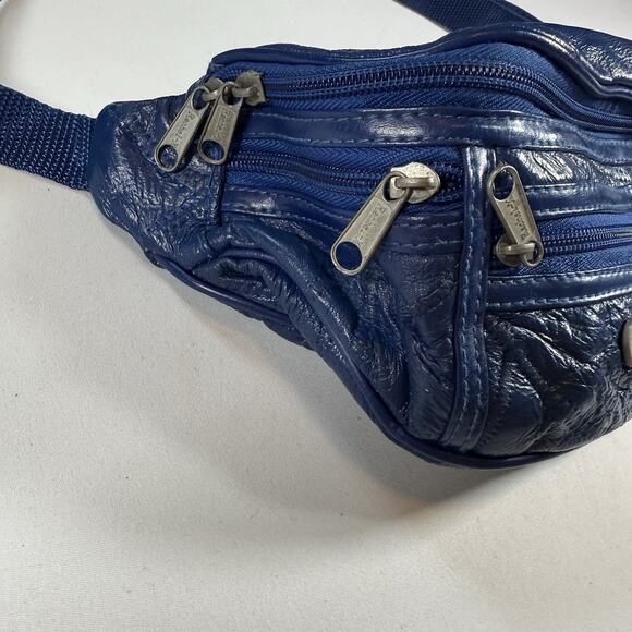 Vintage 100% Leather 90s Mod Grunge Punk Belt Bag Fanny Pack - Blue Adjustable - Picture 4 of 11